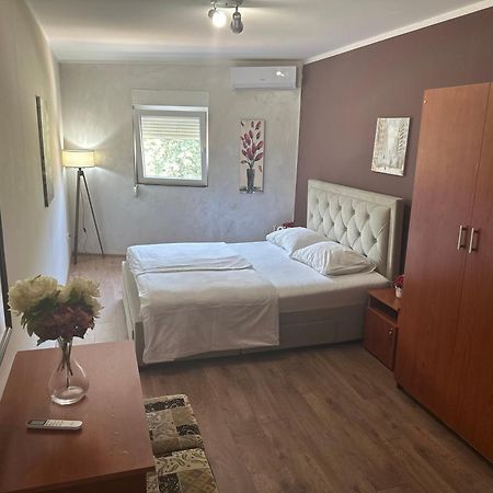 Apartments Bokan Cetinje Esterno foto